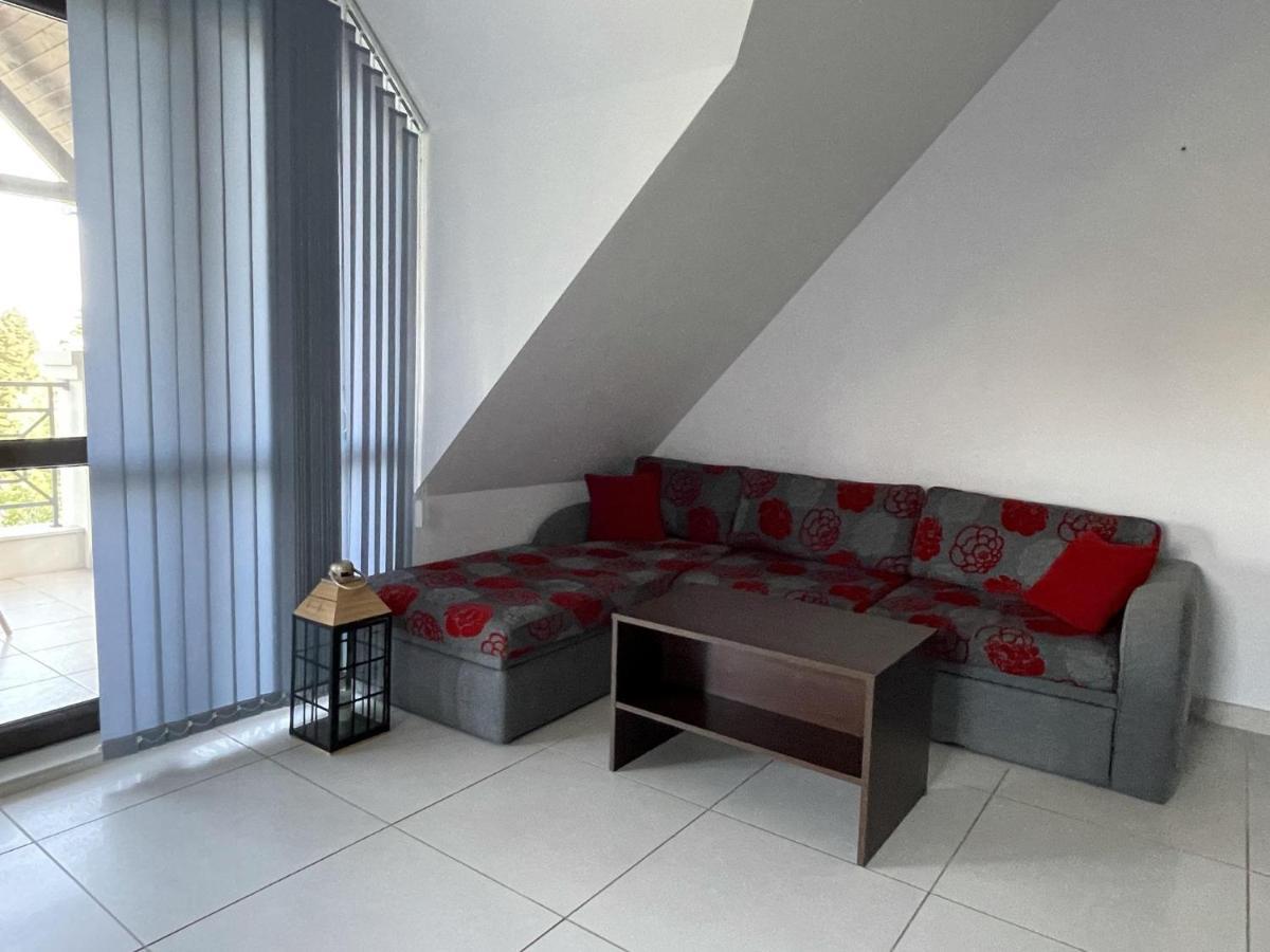 Stunning 2-Bed Apartment In Sea Resort Varna Sankt Konstantin & Helena Eksteriør billede