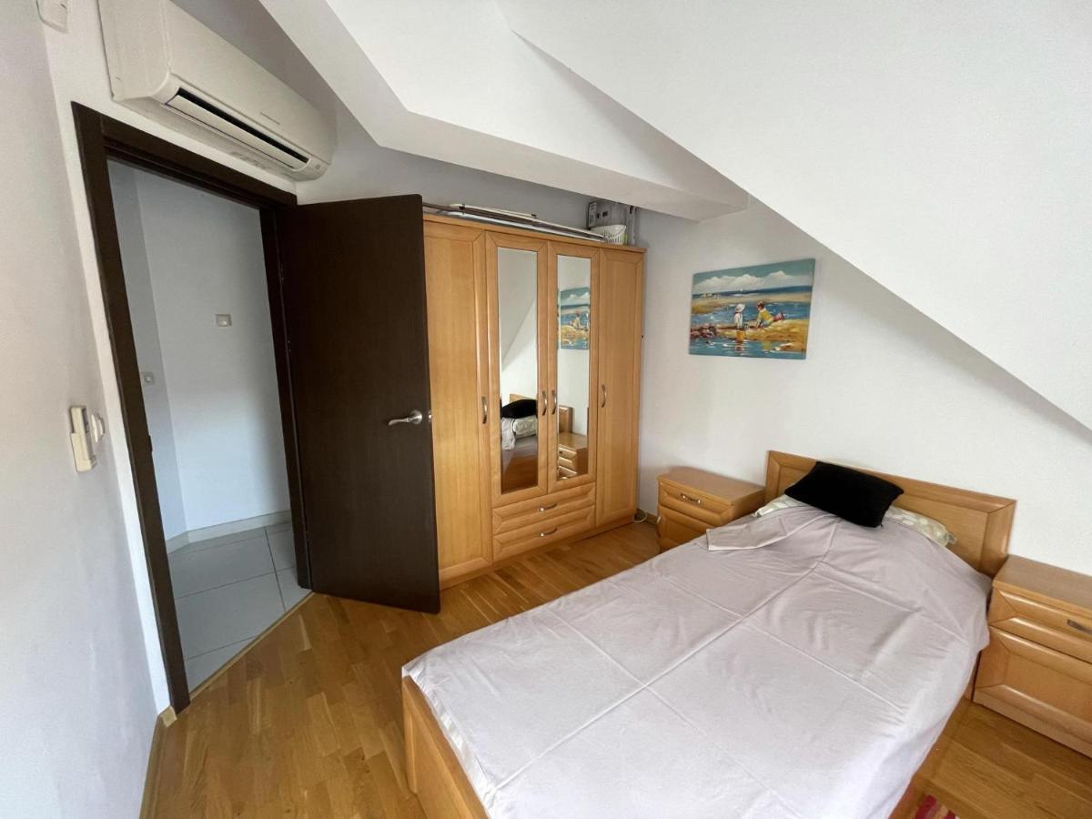 Stunning 2-Bed Apartment In Sea Resort Varna Sankt Konstantin & Helena Eksteriør billede