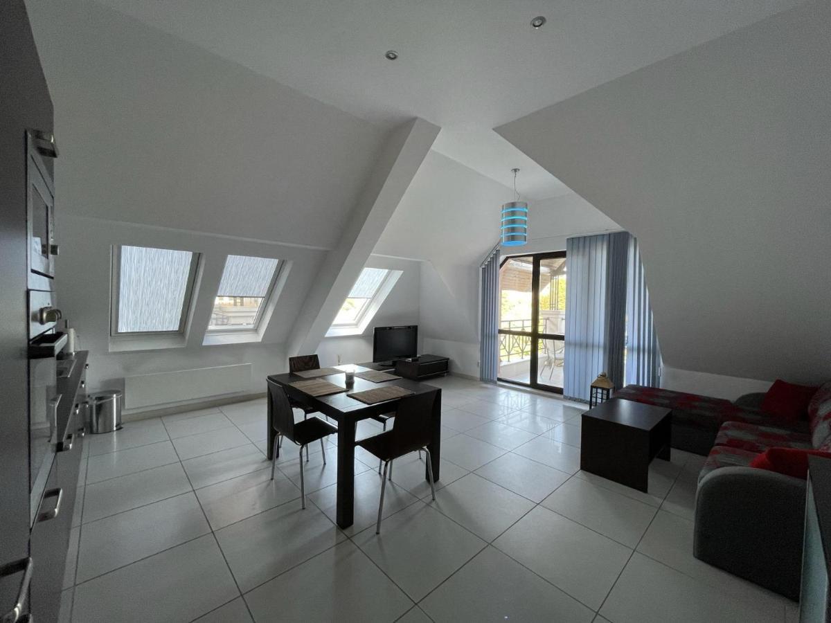 Stunning 2-Bed Apartment In Sea Resort Varna Sankt Konstantin & Helena Eksteriør billede