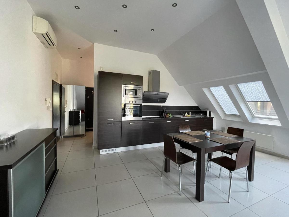 Stunning 2-Bed Apartment In Sea Resort Varna Sankt Konstantin & Helena Eksteriør billede